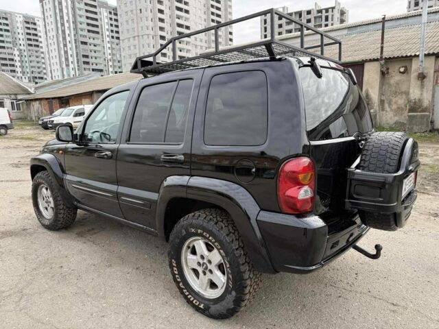 Джип Либерти 2002 в Харькове на Automoto.ua Черный Джип Либерти, объемом двигателя 2.5 л и пробегом 231 тыс. км за 3500 $, фото 2 на Automoto.ua