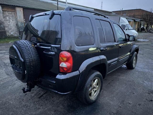 Чорний Джип Liberty, об'ємом двигуна 2.5 л та пробігом 307 тис. км за 3600 $, фото 5 на Automoto.ua