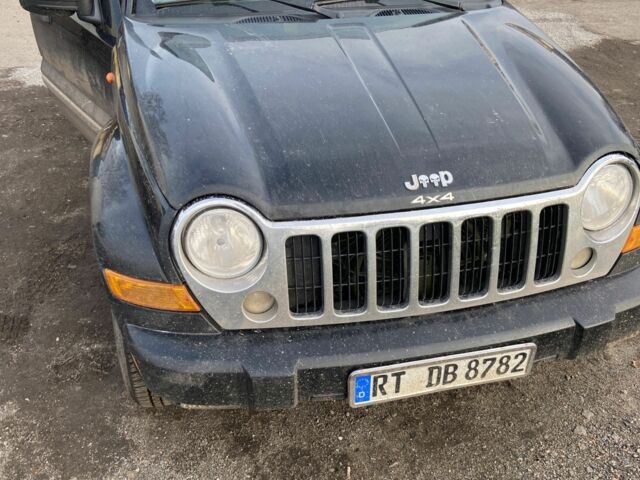 Чорний Джип Liberty, об'ємом двигуна 2.7 л та пробігом 3 тис. км за 3440 $, фото 6 на Automoto.ua