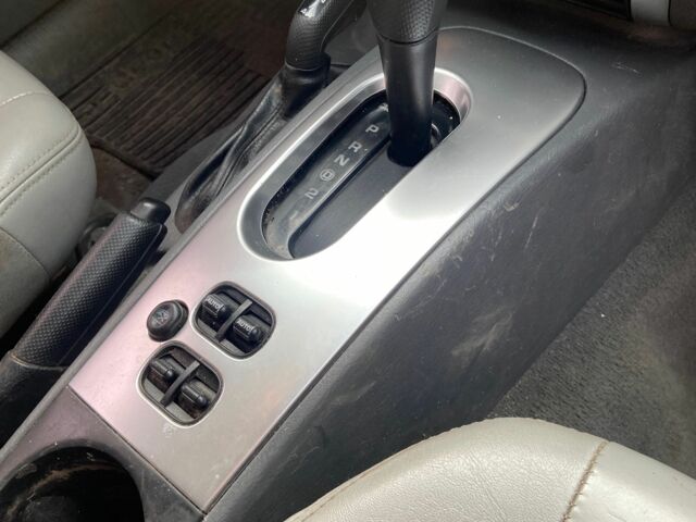 Чорний Джип Liberty, об'ємом двигуна 2.7 л та пробігом 3 тис. км за 3440 $, фото 4 на Automoto.ua