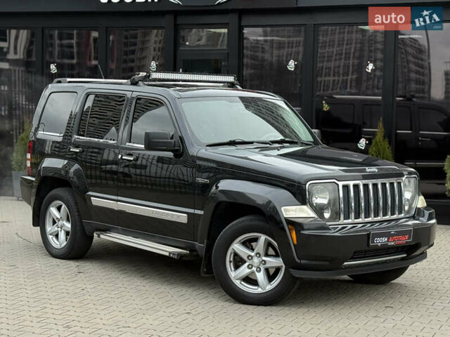 Черный Джип Либерти, объемом двигателя 3.7 л и пробегом 257 тыс. км за 6999 $, фото 4 на Automoto.ua