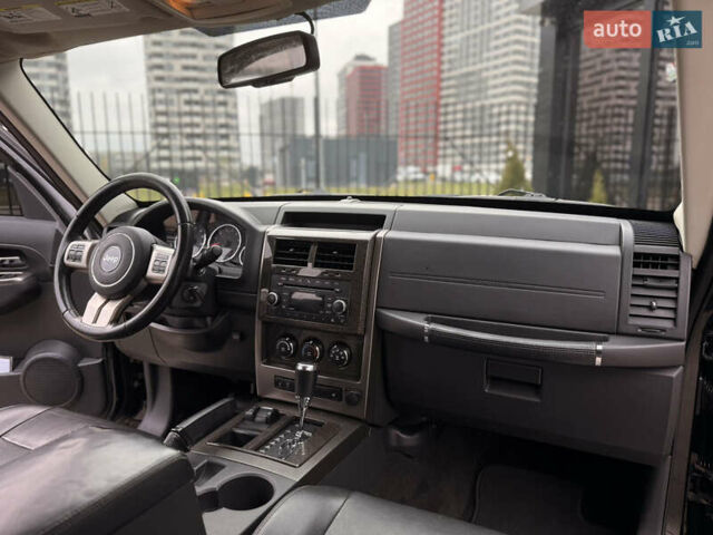 Черный Джип Либерти, объемом двигателя 3.7 л и пробегом 257 тыс. км за 6999 $, фото 22 на Automoto.ua