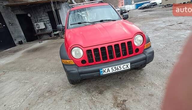 Красный Джип Либерти, объемом двигателя 3.7 л и пробегом 190 тыс. км за 7700 $, фото 2 на Automoto.ua