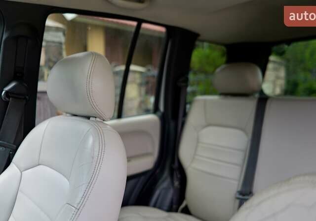 Сірий Джип Liberty, об'ємом двигуна 3.7 л та пробігом 290 тис. км за 8000 $, фото 24 на Automoto.ua