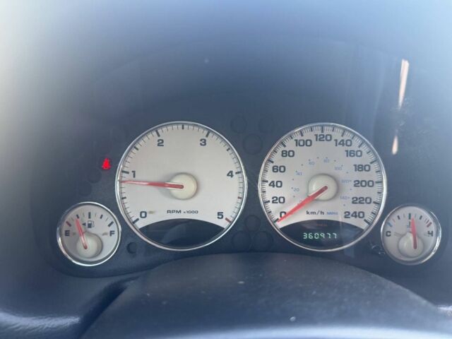 Джип Либерти 2003 в Киеве на Automoto.ua Серый Джип Либерти, объемом двигателя 2.5 л и пробегом 361 тыс. км за 6000 $, фото 8 на Automoto.ua