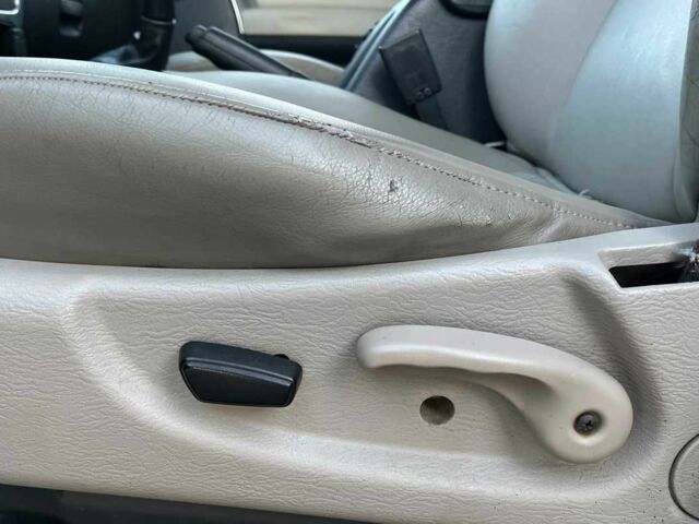 Серый Джип Либерти, объемом двигателя 3.6 л и пробегом 256 тыс. км за 7000 $, фото 15 на Automoto.ua