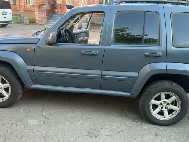 Серый Джип Либерти, объемом двигателя 2.8 л и пробегом 3 тыс. км за 2300 $, фото 1 на Automoto.ua