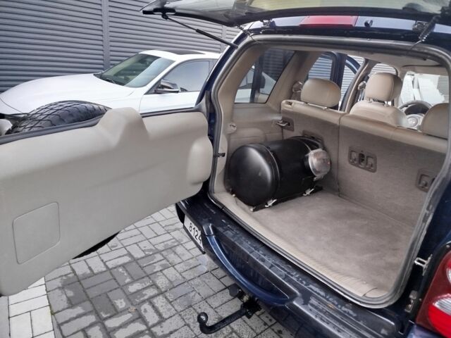 Синий Джип Либерти, объемом двигателя 3.7 л и пробегом 260 тыс. км за 6000 $, фото 5 на Automoto.ua