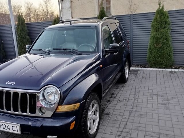 Синий Джип Либерти, объемом двигателя 3.7 л и пробегом 260 тыс. км за 6000 $, фото 1 на Automoto.ua