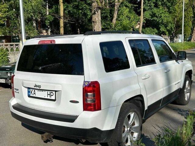 Белый Джип Патриот, объемом двигателя 2.36 л и пробегом 167 тыс. км за 12300 $, фото 4 на Automoto.ua