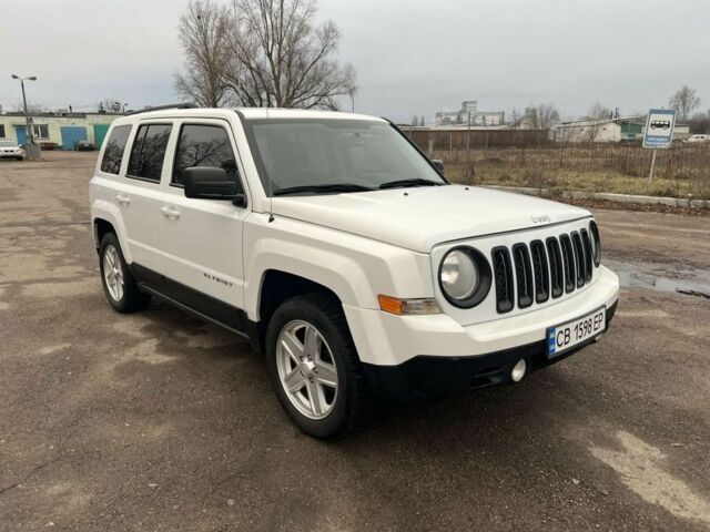 Белый Джип Патриот, объемом двигателя 2 л и пробегом 210 тыс. км за 8500 $, фото 16 на Automoto.ua