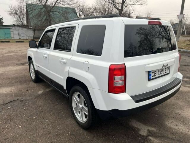 Белый Джип Патриот, объемом двигателя 2 л и пробегом 210 тыс. км за 8500 $, фото 20 на Automoto.ua