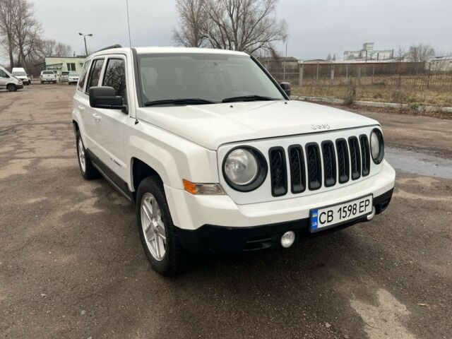 Белый Джип Патриот, объемом двигателя 2 л и пробегом 210 тыс. км за 8500 $, фото 17 на Automoto.ua