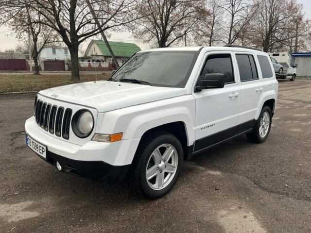 Белый Джип Патриот, объемом двигателя 2 л и пробегом 210 тыс. км за 8500 $, фото 22 на Automoto.ua