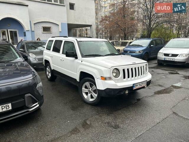 Белый Джип Патриот, объемом двигателя 2.36 л и пробегом 267 тыс. км за 7200 $, фото 7 на Automoto.ua