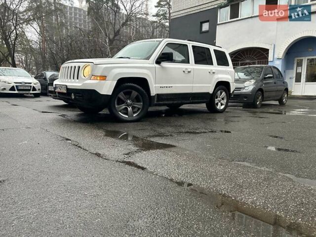 Белый Джип Патриот, объемом двигателя 2.36 л и пробегом 267 тыс. км за 7200 $, фото 10 на Automoto.ua