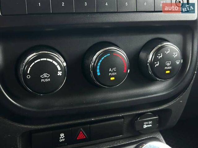 Белый Джип Патриот, объемом двигателя 2 л и пробегом 138 тыс. км за 8690 $, фото 20 на Automoto.ua