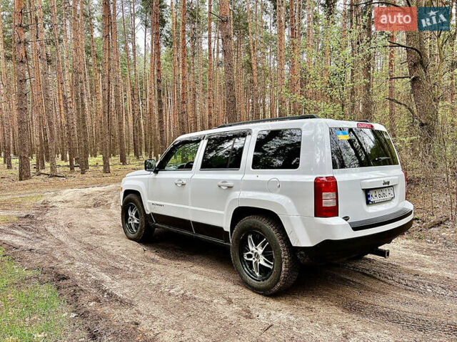 Белый Джип Патриот, объемом двигателя 2 л и пробегом 200 тыс. км за 9200 $, фото 17 на Automoto.ua