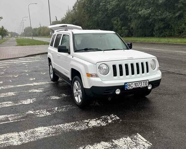 Белый Джип Патриот, объемом двигателя 2.36 л и пробегом 215 тыс. км за 7747 $, фото 8 на Automoto.ua