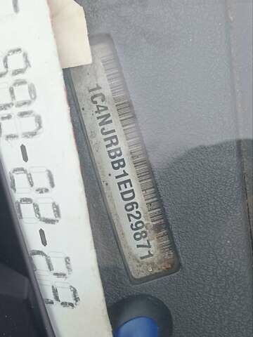 Белый Джип Патриот, объемом двигателя 2.4 л и пробегом 268 тыс. км за 7800 $, фото 4 на Automoto.ua