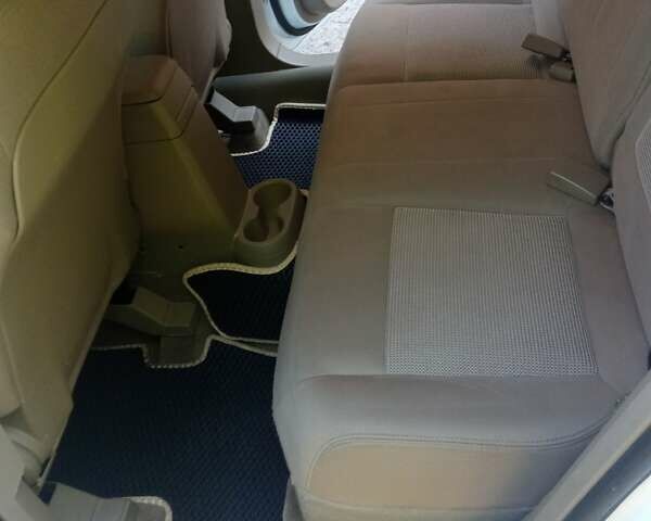 Белый Джип Патриот, объемом двигателя 2.36 л и пробегом 67 тыс. км за 8800 $, фото 2 на Automoto.ua