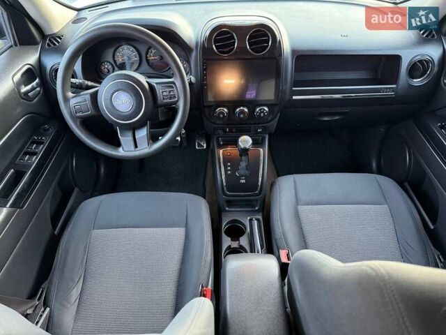 Белый Джип Патриот, объемом двигателя 2.36 л и пробегом 139 тыс. км за 10499 $, фото 10 на Automoto.ua