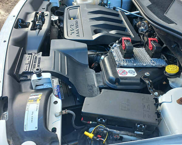 Белый Джип Патриот, объемом двигателя 2.36 л и пробегом 95 тыс. км за 10200 $, фото 6 на Automoto.ua