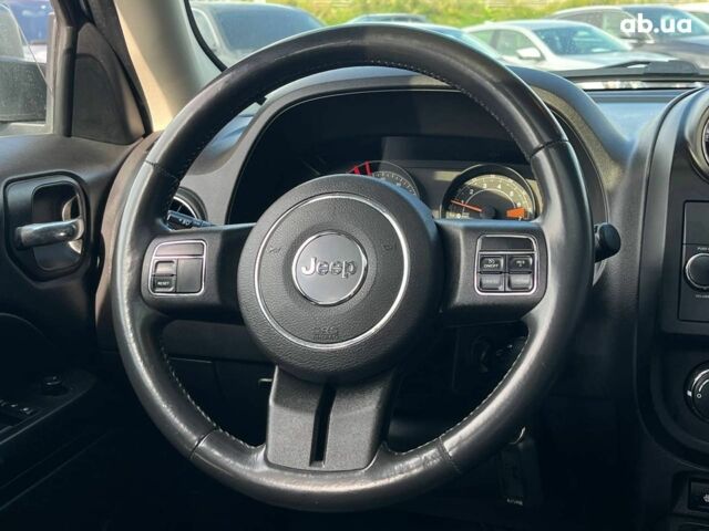 Джип Патриот 2014 в Львове на Automoto.ua Белый Джип Патриот, объемом двигателя 2 л и пробегом 108 тыс. км за 10490 $, фото 31 на Automoto.ua