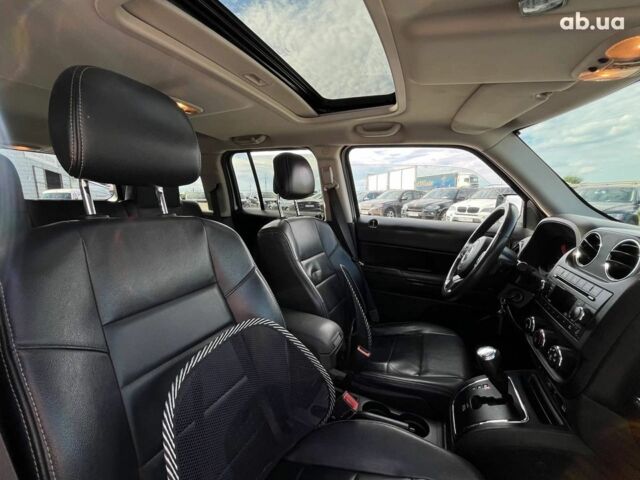 Джип Патриот 2014 в Львове на Automoto.ua Белый Джип Патриот, объемом двигателя 2 л и пробегом 108 тыс. км за 10490 $, фото 14 на Automoto.ua