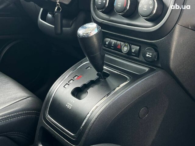 Джип Патриот 2014 в Львове на Automoto.ua Белый Джип Патриот, объемом двигателя 2 л и пробегом 108 тыс. км за 10490 $, фото 17 на Automoto.ua