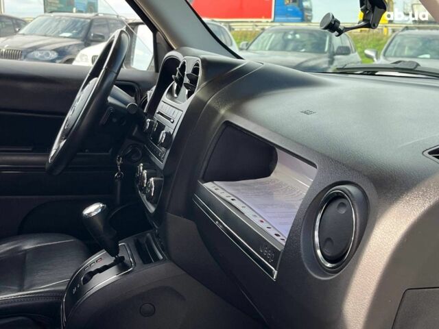 Джип Патриот 2014 в Львове на Automoto.ua Белый Джип Патриот, объемом двигателя 2 л и пробегом 108 тыс. км за 10490 $, фото 19 на Automoto.ua