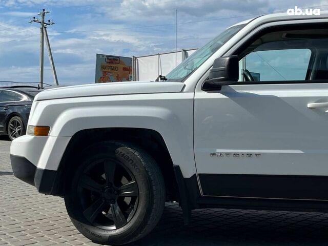 Джип Патриот 2014 в Львове на Automoto.ua Белый Джип Патриот, объемом двигателя 2 л и пробегом 108 тыс. км за 10490 $, фото 5 на Automoto.ua