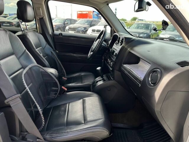 Джип Патриот 2014 в Львове на Automoto.ua Белый Джип Патриот, объемом двигателя 2 л и пробегом 108 тыс. км за 10490 $, фото 21 на Automoto.ua