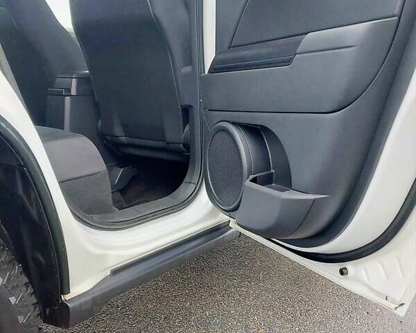 Білий Джип Patriot, об'ємом двигуна 2.4 л та пробігом 113 тис. км за 11300 $, фото 10 на Automoto.ua