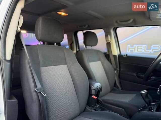 Белый Джип Патриот, объемом двигателя 2.36 л и пробегом 139 тыс. км за 10499 $, фото 13 на Automoto.ua