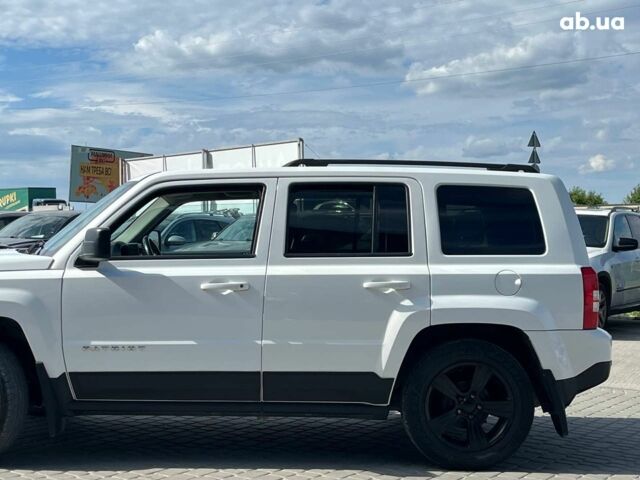 Джип Патриот 2014 в Львове на Automoto.ua Белый Джип Патриот, объемом двигателя 2 л и пробегом 108 тыс. км за 10490 $, фото 6 на Automoto.ua