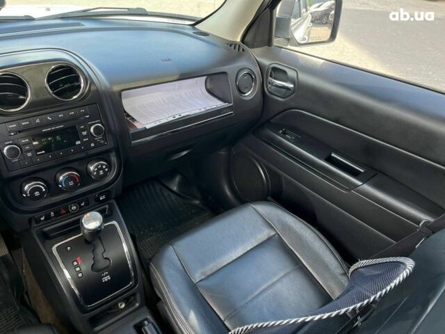 Джип Патриот 2014 в Львове на Automoto.ua Белый Джип Патриот, объемом двигателя 2 л и пробегом 108 тыс. км за 10490 $, фото 29 на Automoto.ua