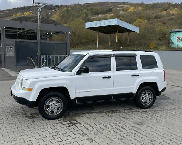Белый Джип Патриот, объемом двигателя 2.36 л и пробегом 275 тыс. км за 7300 $, фото 8 на Automoto.ua