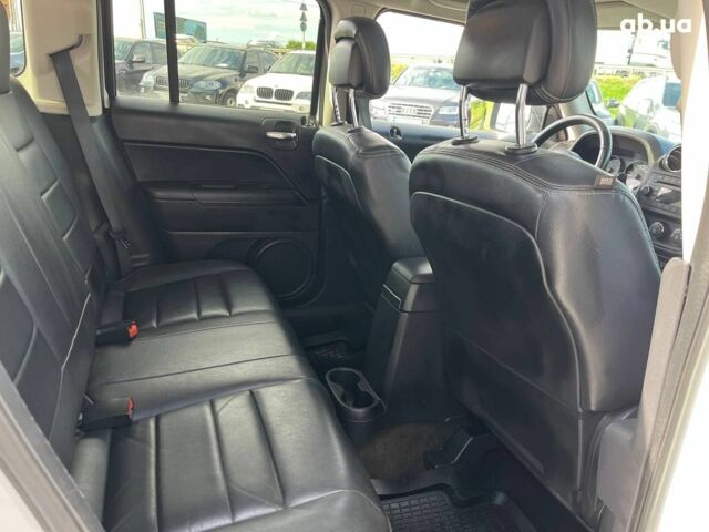 Джип Патриот 2014 в Львове на Automoto.ua Белый Джип Патриот, объемом двигателя 2 л и пробегом 108 тыс. км за 10490 $, фото 23 на Automoto.ua