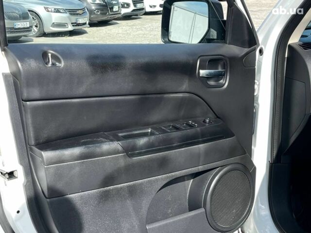 Джип Патриот 2014 в Львове на Automoto.ua Белый Джип Патриот, объемом двигателя 2 л и пробегом 108 тыс. км за 10490 $, фото 45 на Automoto.ua