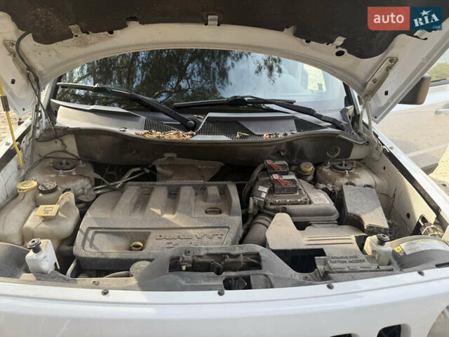 Белый Джип Патриот, объемом двигателя 2.36 л и пробегом 160 тыс. км за 9800 $, фото 20 на Automoto.ua