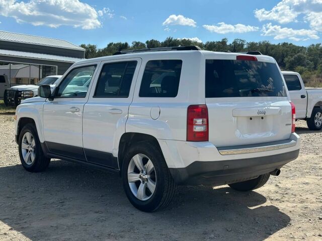 Белый Джип Патриот, объемом двигателя 2.4 л и пробегом 75 тыс. км за 7000 $, фото 6 на Automoto.ua