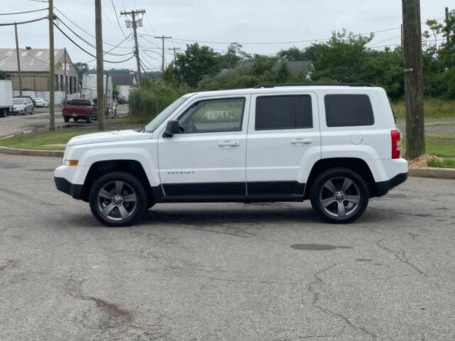 Белый Джип Патриот, объемом двигателя 2.4 л и пробегом 72 тыс. км за 3500 $, фото 6 на Automoto.ua