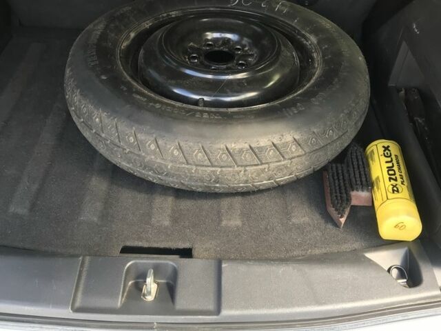 Белый Джип Патриот, объемом двигателя 2.4 л и пробегом 120 тыс. км за 10500 $, фото 4 на Automoto.ua