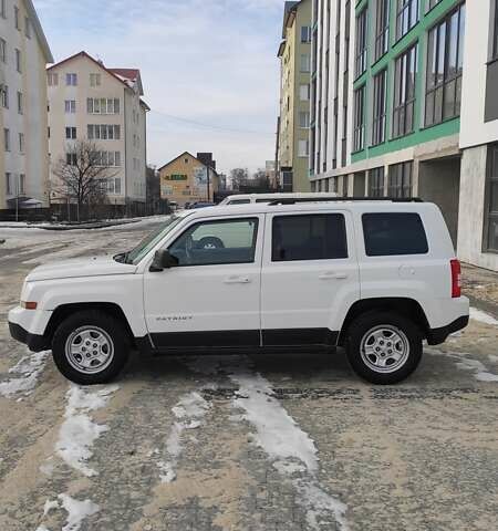 Белый Джип Патриот, объемом двигателя 2.4 л и пробегом 96 тыс. км за 10500 $, фото 6 на Automoto.ua