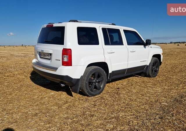 Белый Джип Патриот, объемом двигателя 2.4 л и пробегом 112 тыс. км за 11500 $, фото 13 на Automoto.ua
