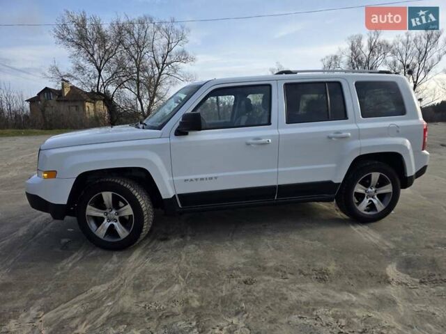 Белый Джип Патриот, объемом двигателя 2.36 л и пробегом 104 тыс. км за 11500 $, фото 2 на Automoto.ua