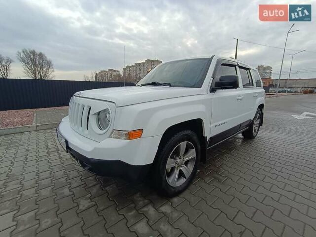 Білий Джип Patriot, об'ємом двигуна 2.36 л та пробігом 80 тис. км за 12700 $, фото 7 на Automoto.ua