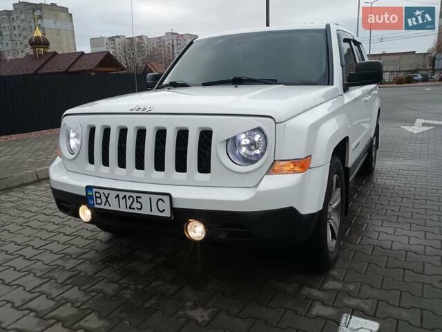 Білий Джип Patriot, об'ємом двигуна 2.36 л та пробігом 80 тис. км за 12700 $, фото 3 на Automoto.ua