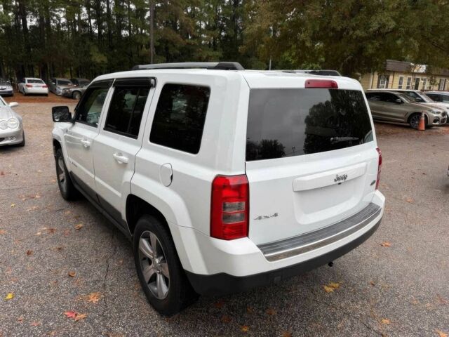 Белый Джип Патриот, объемом двигателя 2.4 л и пробегом 53 тыс. км за 5400 $, фото 3 на Automoto.ua